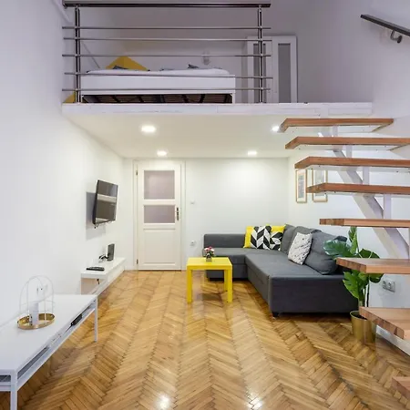 D20- Boutique Apartments, Location, By Bqa Apartman